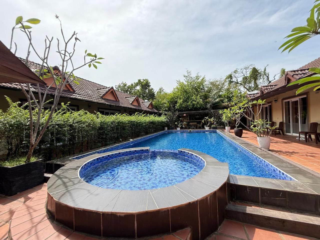 Hello Kampot Resort Exterior foto